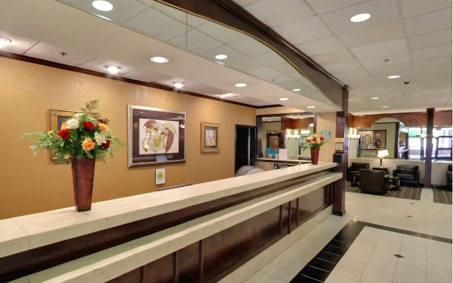 Edison Hotel