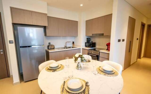 Mh - Stylish 2-bedroom Residence Ref 4100