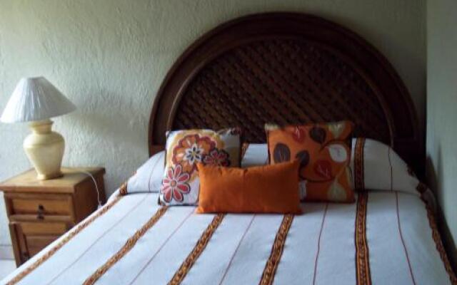 Hotel La Estancia Ajijic