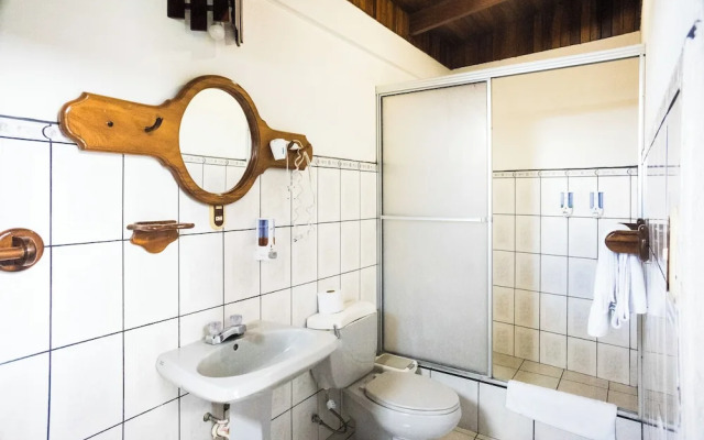 The Blue Suites & Spa
