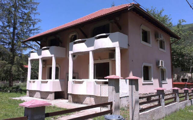 Kostina Guest House