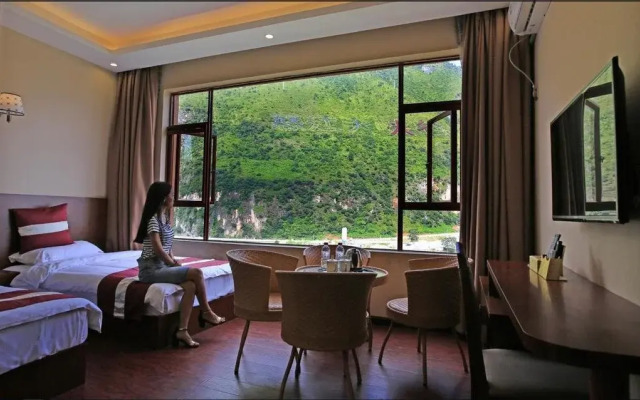 View Grand Hotel