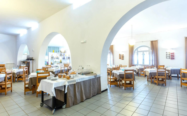 Meli Hotel