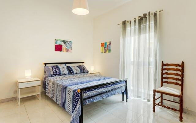 Seafront Apartment in Sliema wt Breathtaking Views