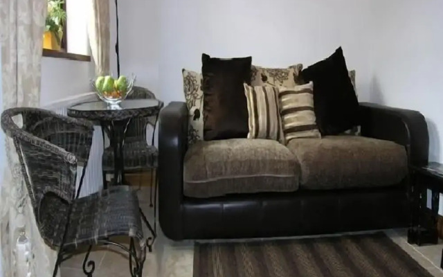 Thompsons Arms Holiday Cottages