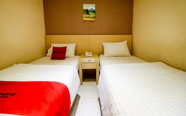 Puri Mas Hotel