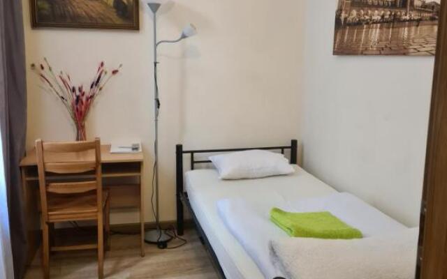 Amber Hostel