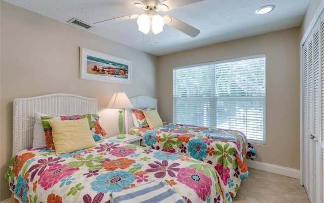 Tropical Paradise - Three Bedroom Home