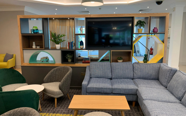 Holiday Inn Aylesbury by IHG