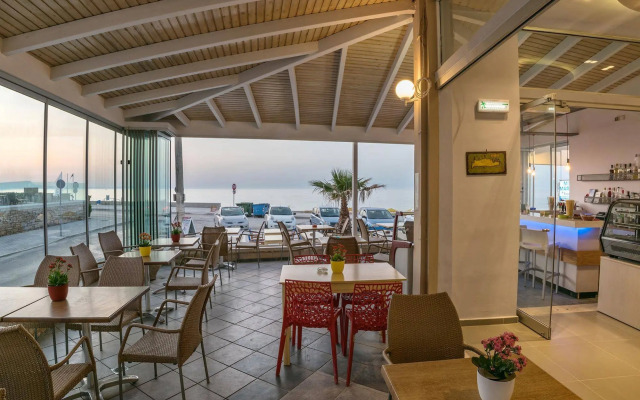 Pearl SeaBreeze Suites