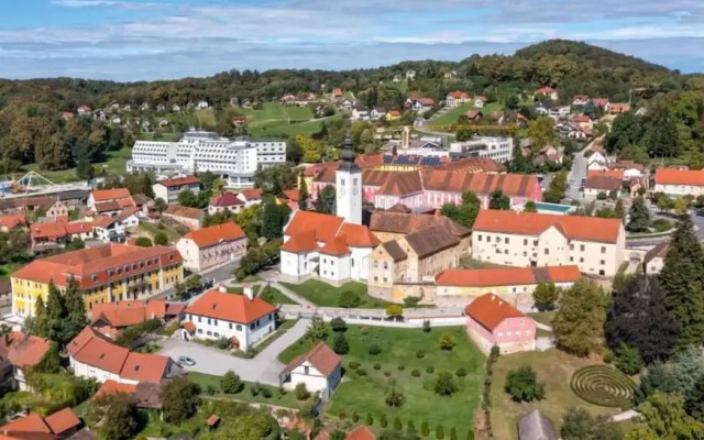 Pansion Bernarda Nova