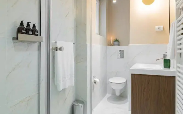 Stunning 2BR With Balcony on Piata Universitatii