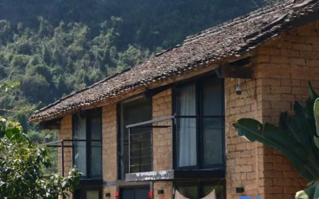 Hillside Homestay Yangshuo (Shili Gallery Yulonghe Branch)