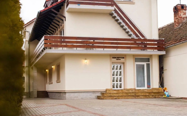 Villa Cristian
