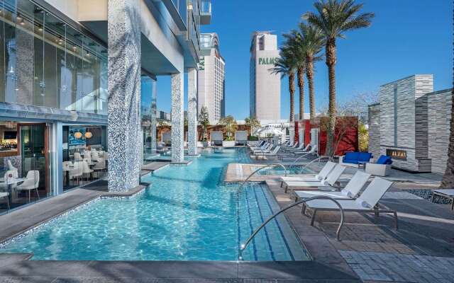 Palms Place