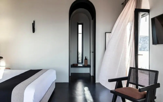 Nimbus Santorini