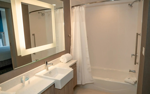 SpringHill Suites by Marriott Woodbridge