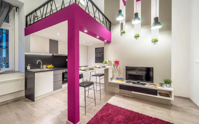 Cozy Downtown Studio Apartment