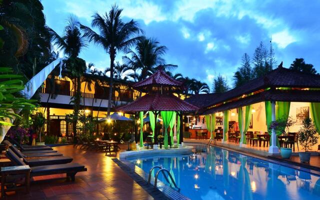 Sarinande Hotel