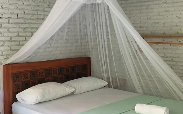 Jungle House - surf & stay