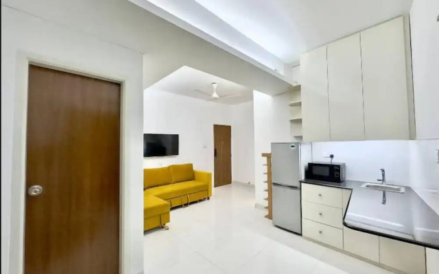 500sqft7 Cozy Apt in the Center of Dhaka