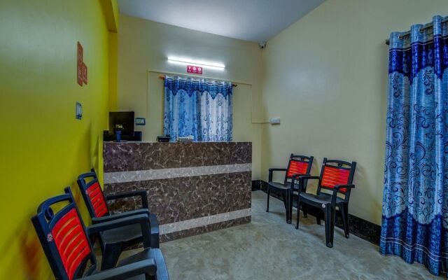 OYO Flagship 13777 VIP Palace