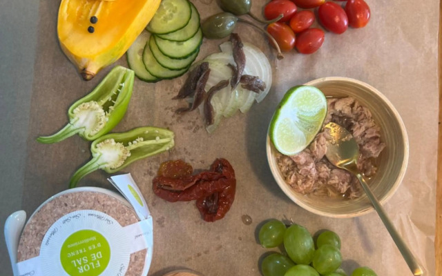 Ron De Mar #3 modern room