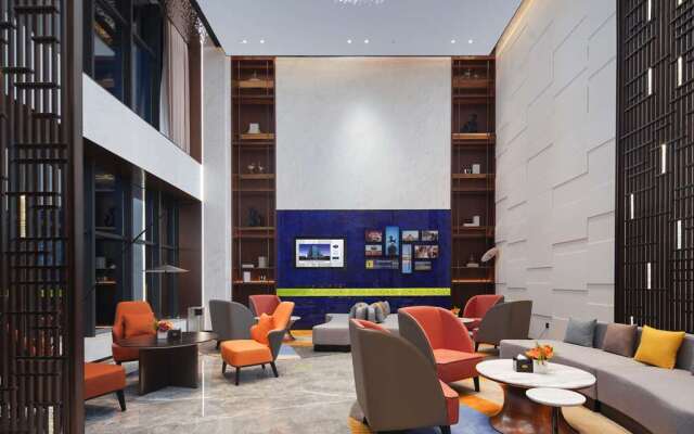 Hampton by Hilton Hebi Railway Station