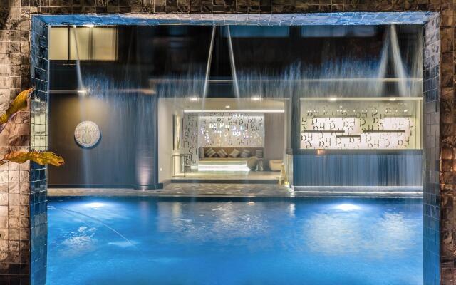 MAZI Design Hotel by Kalima
