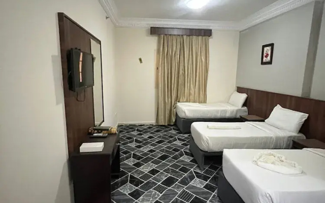 Manarat Al Aziza-3