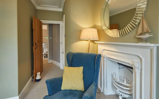Host Stay Henderson House