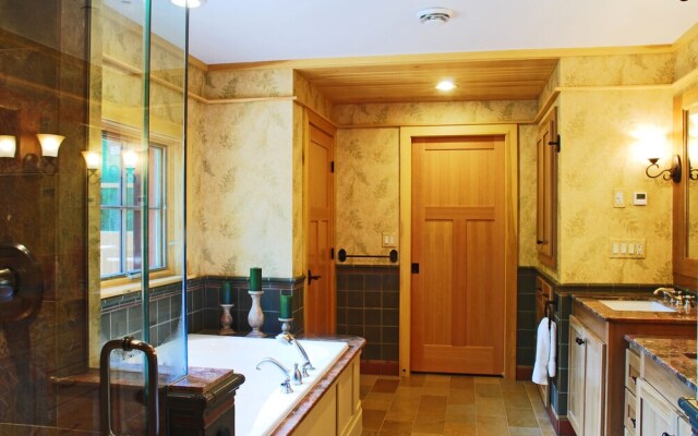 The Mountain Top Inn & Resort