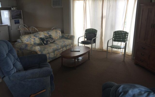The Surf Shanty Motel