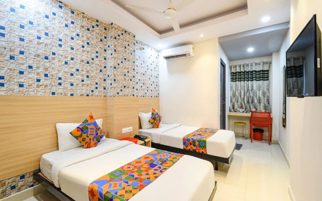 Fabhotel The Botanica