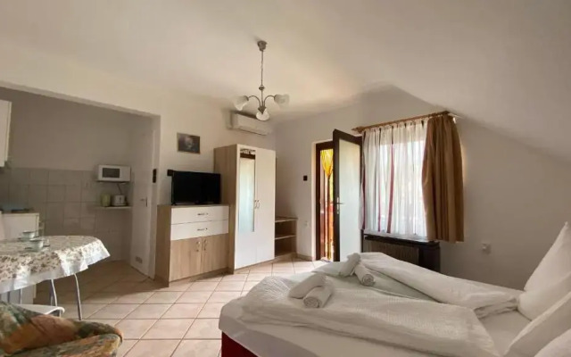 Garda Apartmanház
