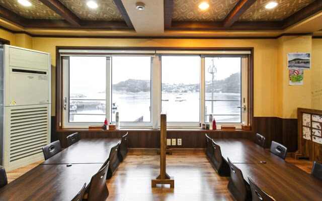 Namhae Alpenoc Beach