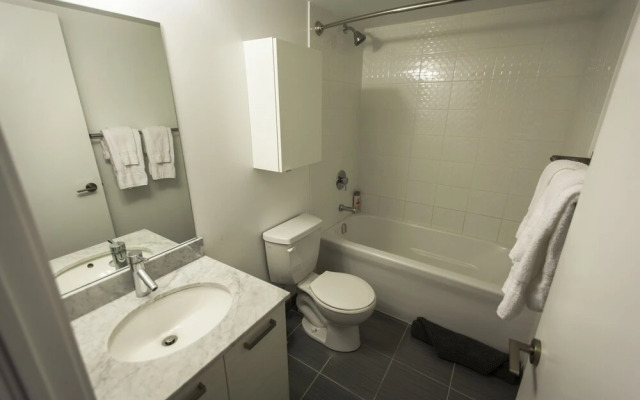 Life Suites Queen Street 2 Bed Apartment