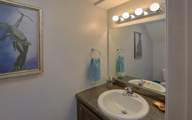 1228 Creekside Serenade