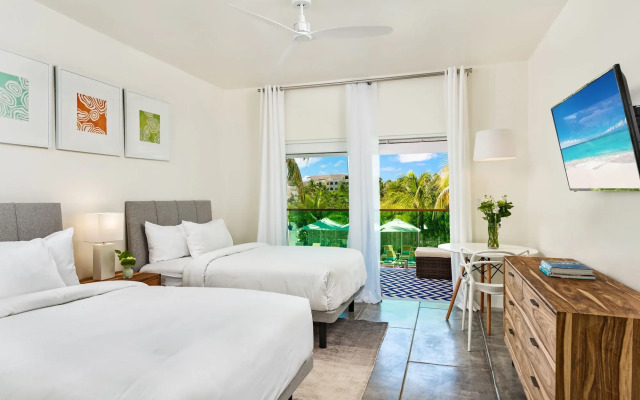 The Oasis at Grace Bay