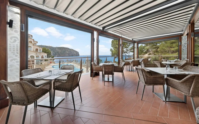 Bahía Suites Camp De Mar