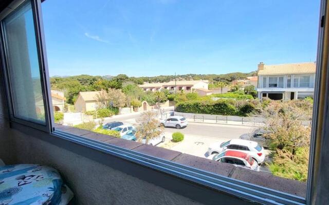 Studio Six-Fours-les-Plages, 1 pièce, 2 personnes - FR-1-316-175