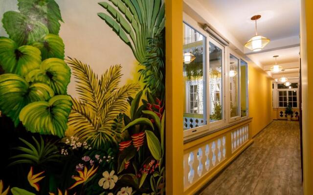 Triple Riverside Villa Hotel Hoian