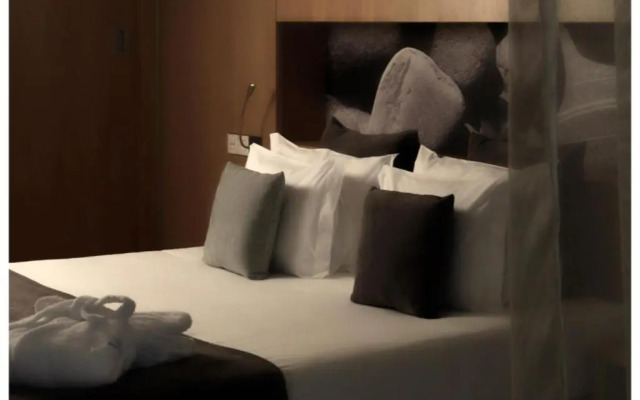 Água Hotels Riverside