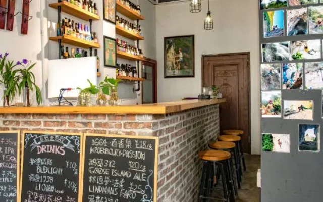 Interesting Inn (Yangshuo West Street)