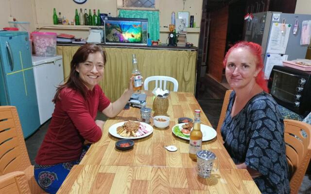 Chacha Homestay & Dormitory