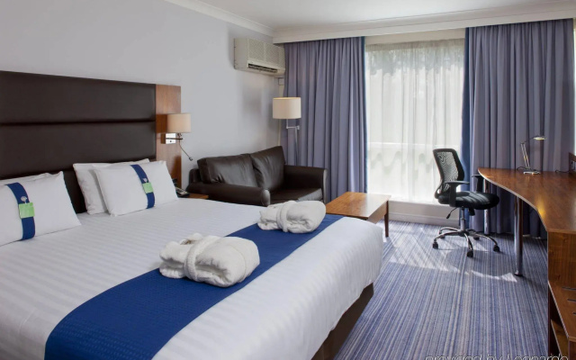 Holiday Inn NEWPORT by IHG