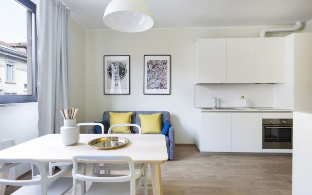 Mi-brgz1a2 Bergonzoli Place - Bilo A - Dance