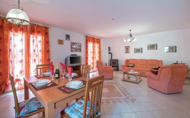 Beautiful Home in Nedescina With Wifi and 2 Bedrooms