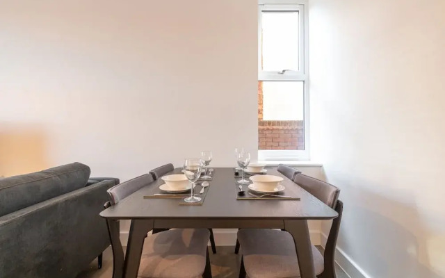 Luxurious Apartment -nec BHX Solihull