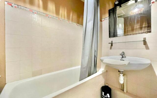 Apartment for 4 person 3min walk to GEMTramGare #C1